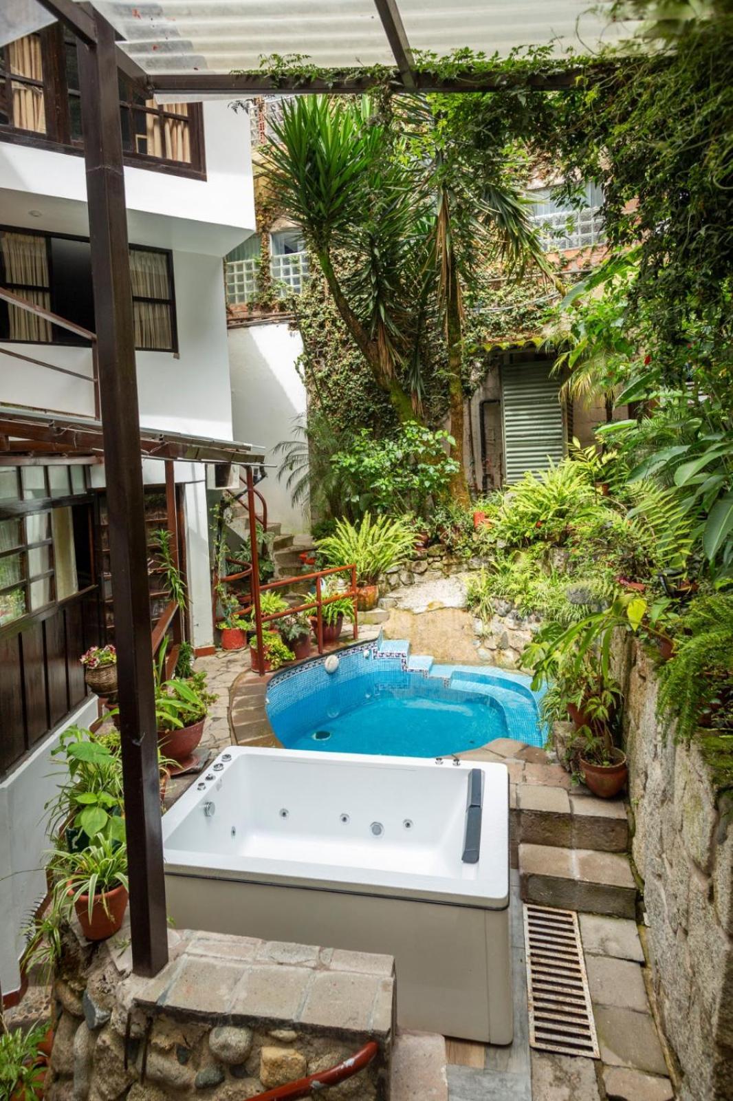 Gringo Bill's Boutique Hotel 3*