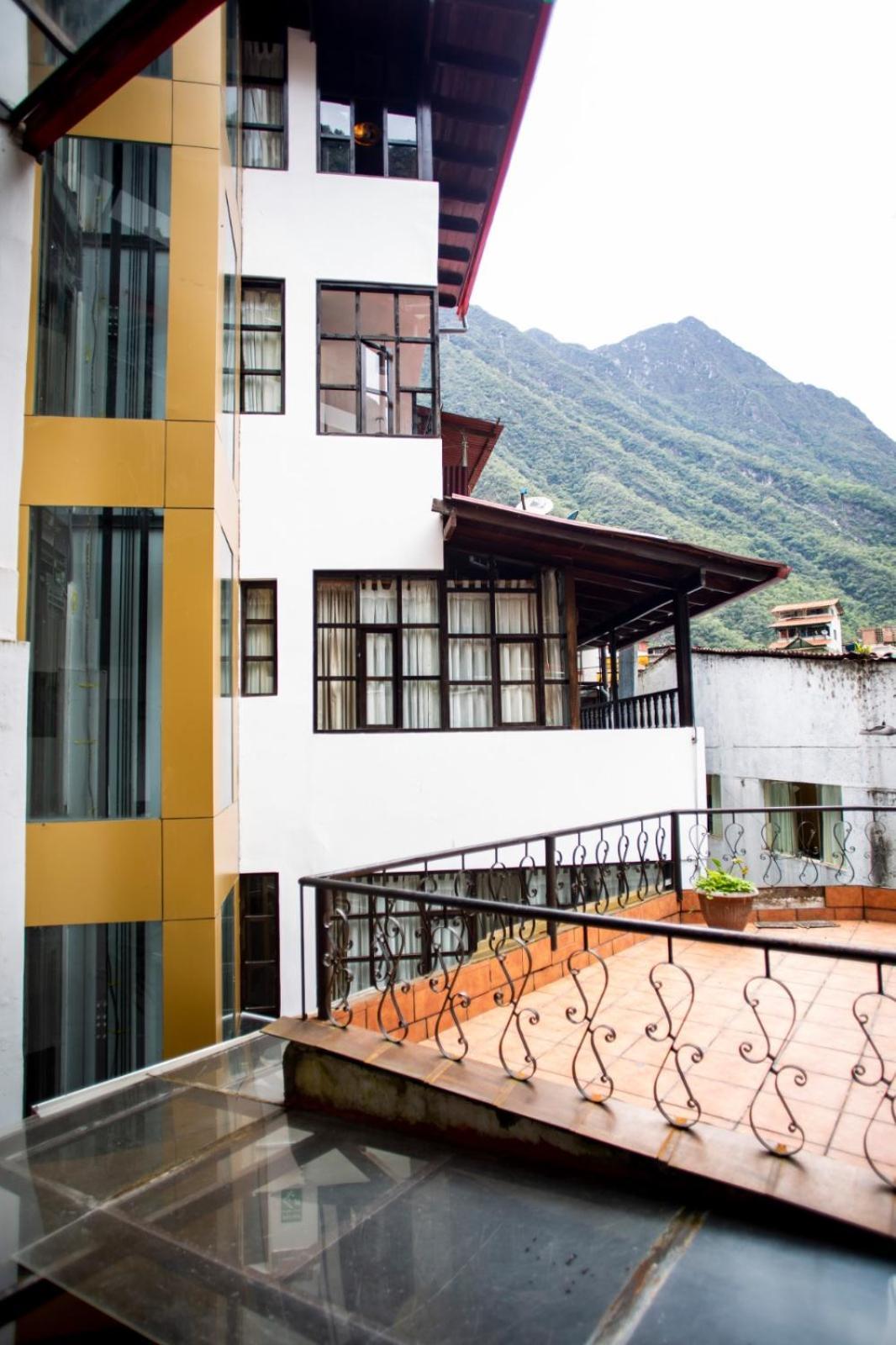 Gringo Bill's Boutique 3*