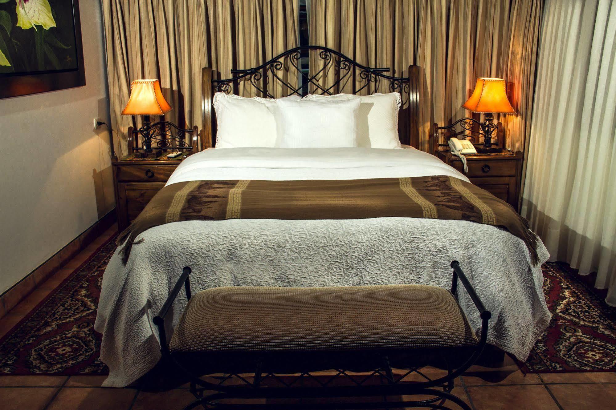 Gringo Bill's Boutique Hotel 3*